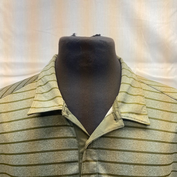 Men’s Oakley Golf Short Sleeve Striped Polo Shirt Size 2XL Green - Picture 2 of 3